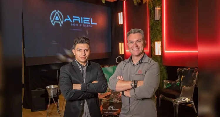 Há mais de três décadas, a Ariel Som e Luzes tem sido a parceira de confiança para eventos.