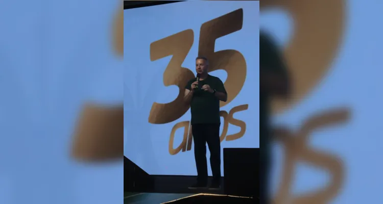 Coluna RC celebra as conquistas na convenção de verão Sicredi