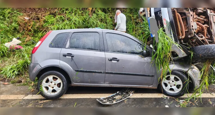Acidente aconteceu na tarde desta sexta-feira (26) 