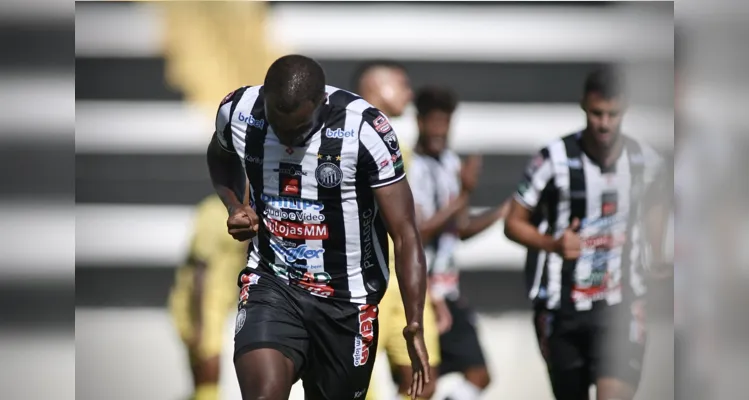 Todos os 23 atletas do Operário entraram em campo neste domingo