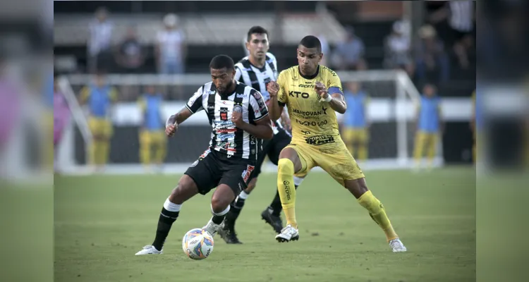 Todos os 23 atletas do Operário entraram em campo neste domingo