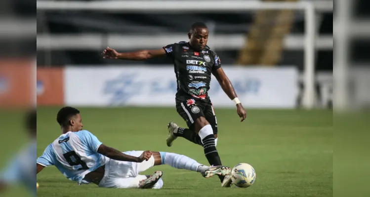 Operário e Londrina empatam em 0 a 0 na estreia do Paranaense