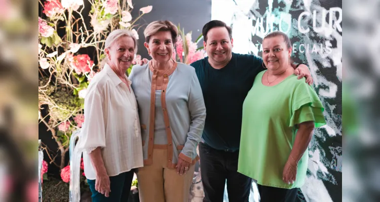 Teresa E. Justus Cury, Elizabeth Schmidt, Rômulo Cury e Luciane Cury.