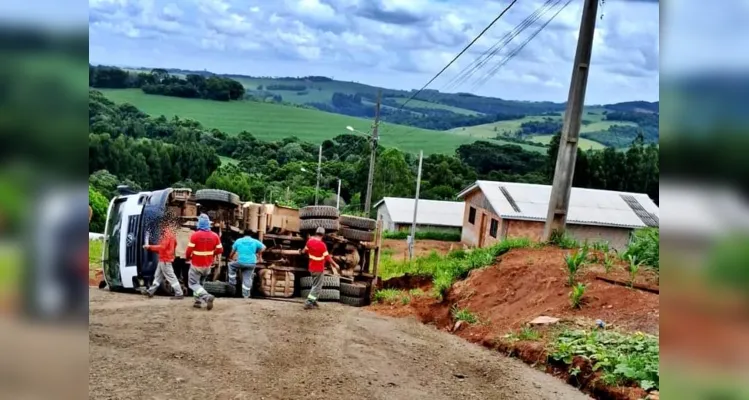 Segundo os relatos, nenhum trabalhador ficou ferido na ocasião.