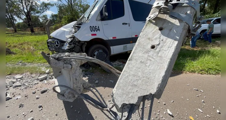 Apesar do forte impacto, o motorista não se feriu