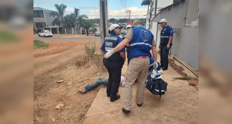 Ele teve escoriações e um corte na cabeça e foi encaminhado para a UPA Santana.