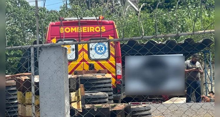 Homem cai de cinco metros de altura em empresa na Taunay