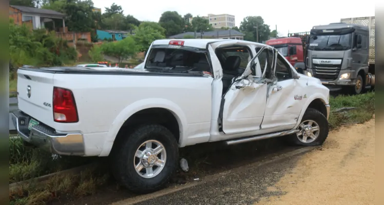 Acidente gera congestionamento de 8 km em PG; veja fotos