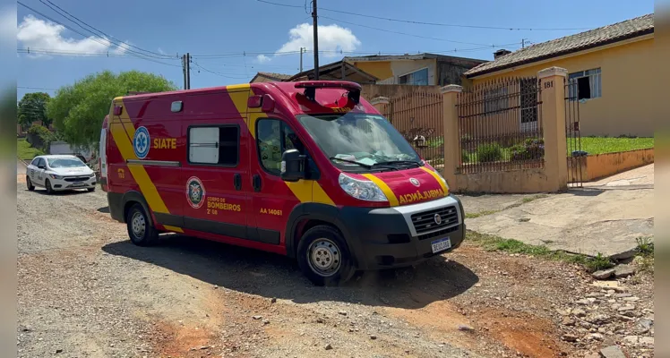 Idoso de 80 anos desmaia ao passar mal e assusta familiares