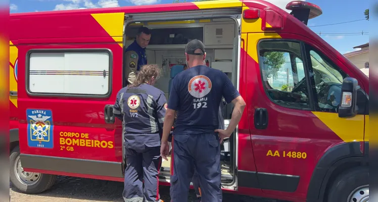 A equipe médica do Samu e o Siate prestaram atendimento e encaminharam o homem para a UPA Santa Paula.