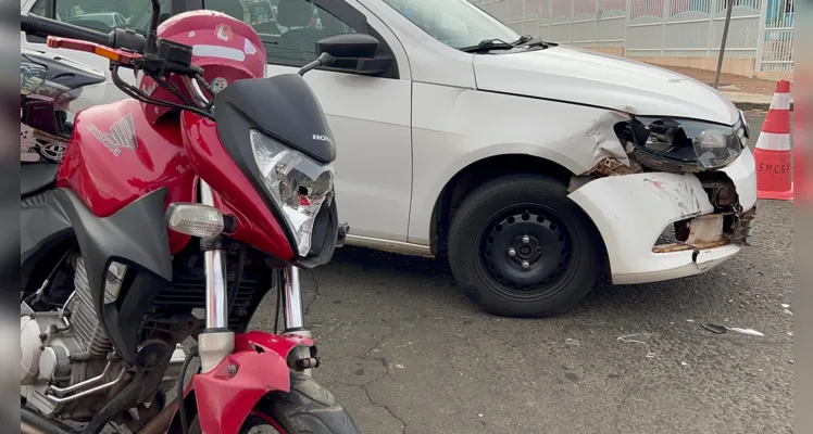 Acidente deixa motociclista e garupa feridos em PG