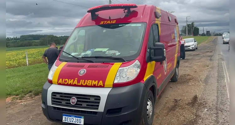 Motociclista fica ferido após colisão com veículo na PR-151