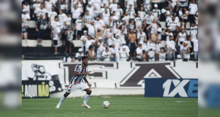 O técnico Rafael Guanaes, foi suspenso na última quinta-feira (15), na partida contra o Athletico Paranaense, depois de três cartões amarelos. 