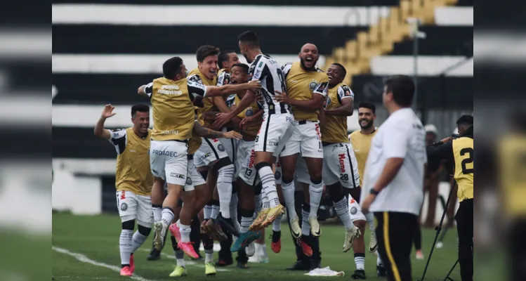 O técnico Rafael Guanaes, foi suspenso na última quinta-feira (15), na partida contra o Athletico Paranaense, depois de três cartões amarelos. 