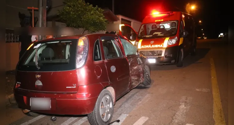 O condutor do Gol e a passageira do Corsa não se feriram.