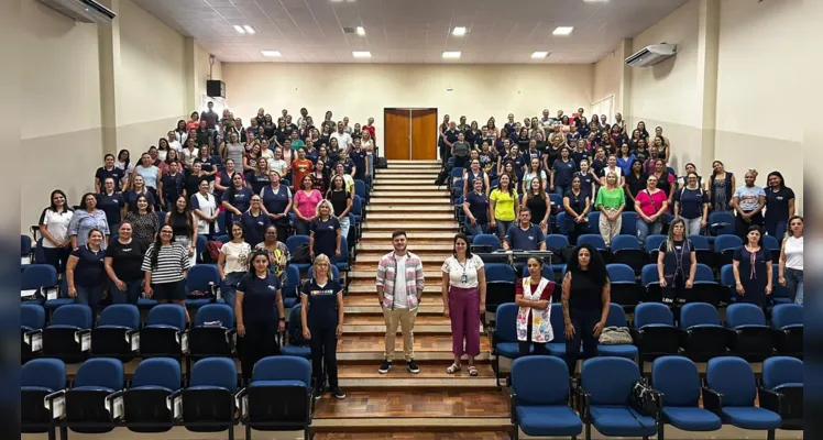 A educação de Ponta Grossa iniciou mais um ano no projeto Vamos Ler com ampla presença dos educadores