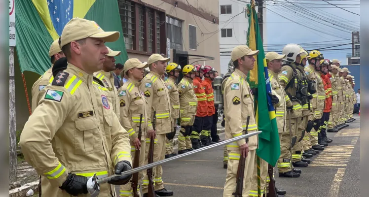 O Tenente-Coronel Guimarães Ferreira, a partir de agora, assumirá o setor pessoal do Grupamento de Bombeiros de Curitiba.