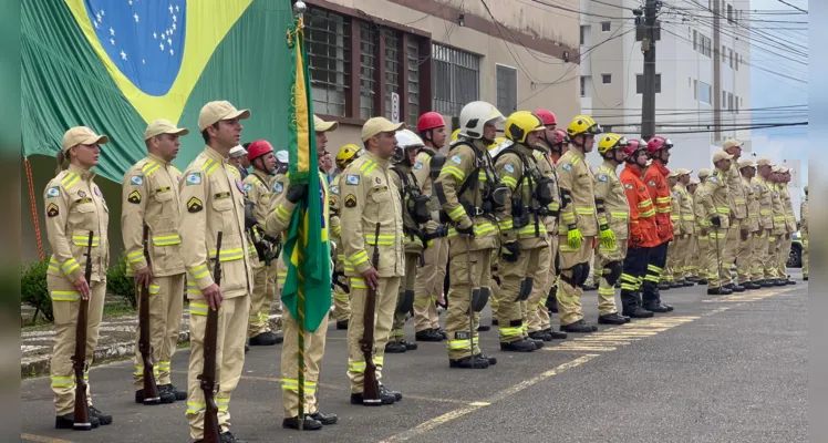 O Tenente-Coronel Guimarães Ferreira, a partir de agora, assumirá o setor pessoal do Grupamento de Bombeiros de Curitiba.