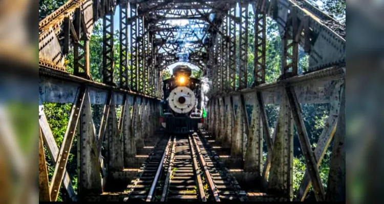 Passeios de trem com vistas para a Mata Atlântica remontam a história do Estado - Trem Caiçara -Morretes-Antonina