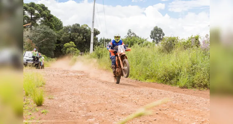 30º Rally Transparaná chegou a Castro; prova que tem Curitiba como destino será nesta sexta.