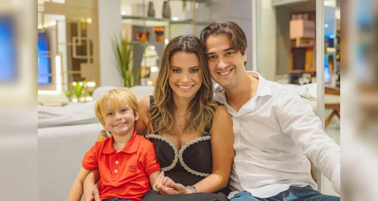 Marlon Câmara Lopes, Aline Zimmermann Bley e o pequeno
Matheus Bley Câmara Lopes