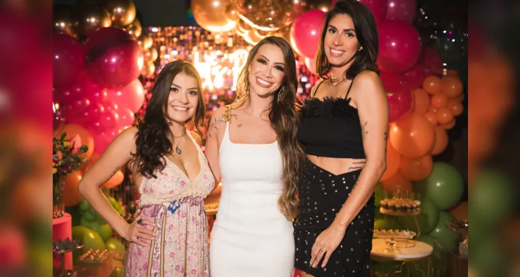 -Leticia Ramos, Nathalia Wagner e Angel Penteado.