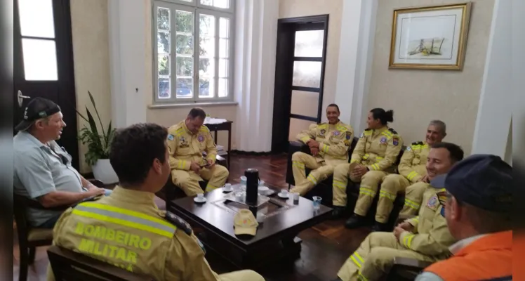 Novo comandante do 2º Grupamento dos Bombeiros visita Tibagi
