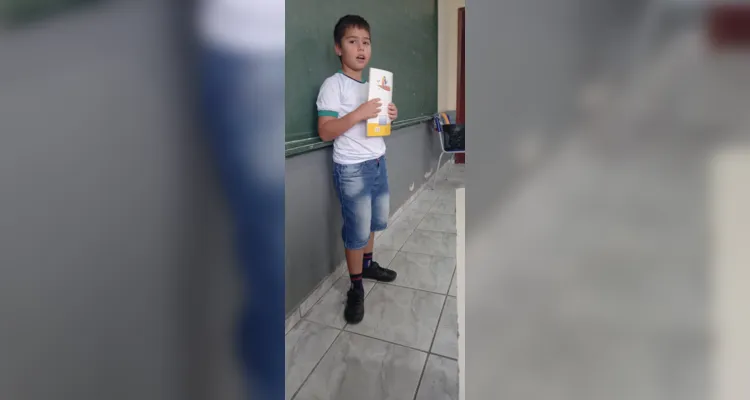 Obras escolhidas pelos educandos auxiliam no desenvolvimento da proposta.