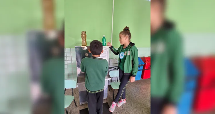 Trabalho dentro e fora da sala de aula trouxe importância do consumo racional.