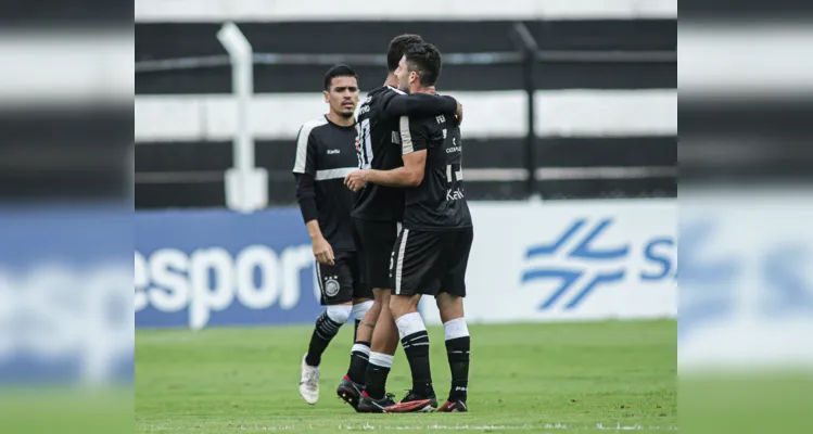 Operário vence Rio Branco em jogo-treino, no GK |