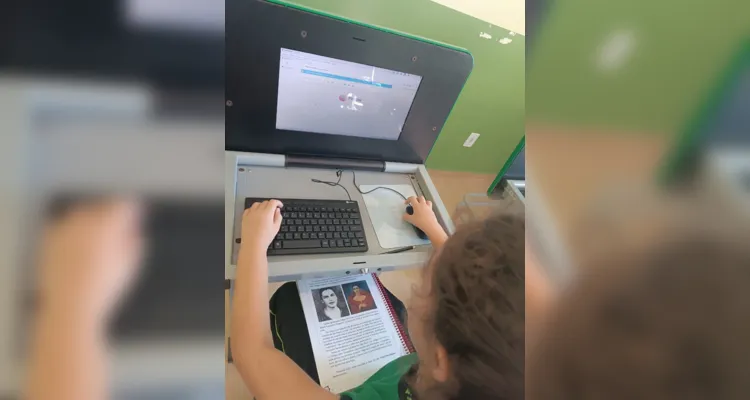 Tecnologia e interação marcaram trabalho em sala de aula.