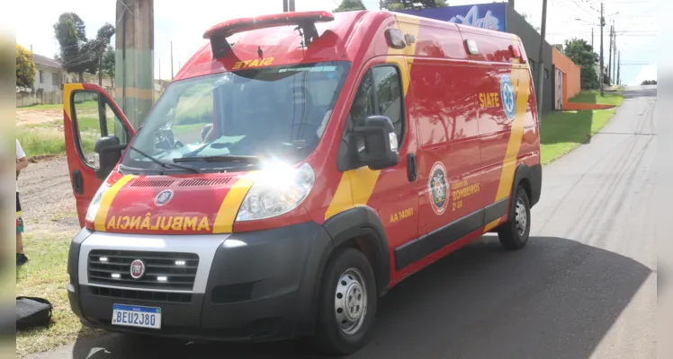 Motociclista colide contra carro e mobiliza equipe de resgate em PG