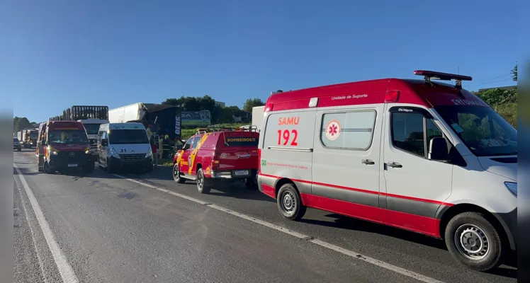 Equipes do Corpo de Bombeiros e do Samu foram acionadas.