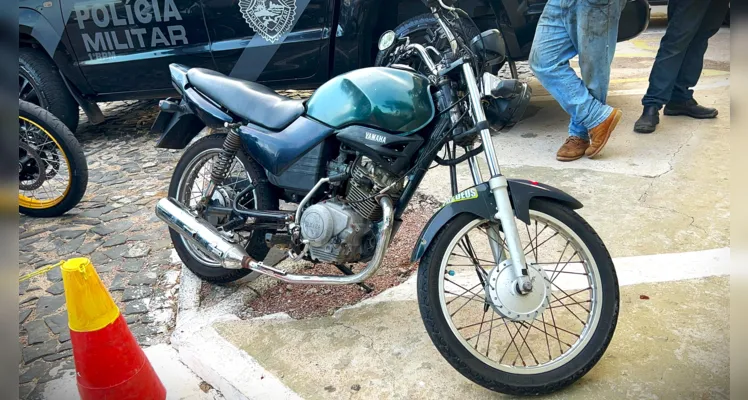 Yamaha roubada e utilizada pelo suspeito do crime.