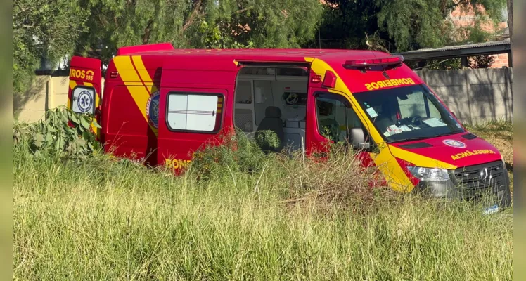 Corpo de Bombeiros (ABTR e Siate) também foram acionados.