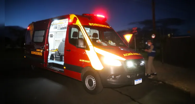 Equipe do Corpo de Bombeiros foi acionada para a ocorrência.