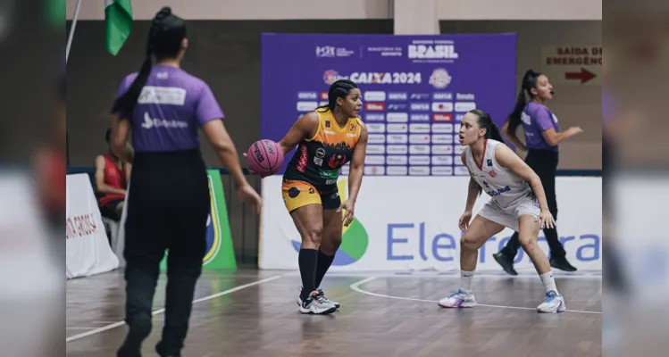 PG luta até o fim, mas perde para Campinas no Basquete Feminino