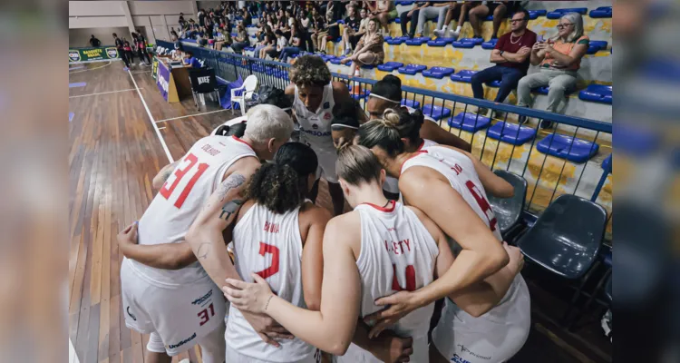 PG luta até o fim, mas perde para Campinas no Basquete Feminino