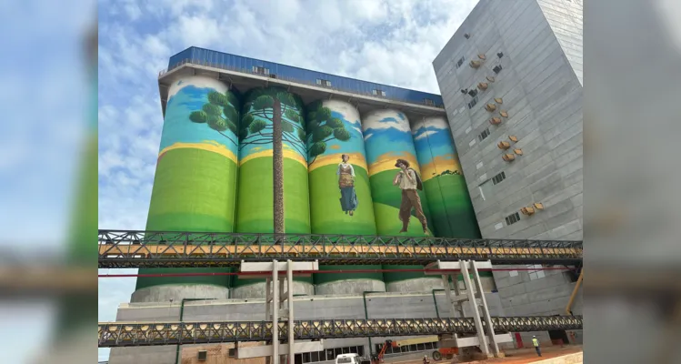 Pintura em mural da Maltaria de PG recebe acabamentos finais