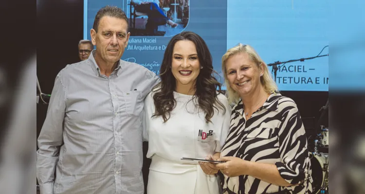 César Abdulak, Juliana Maciel, Carla Coradassi Abdulack.