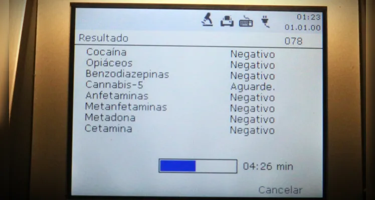 Aparelho mostra até oito drogas que podem ser identificadas após o consumo.