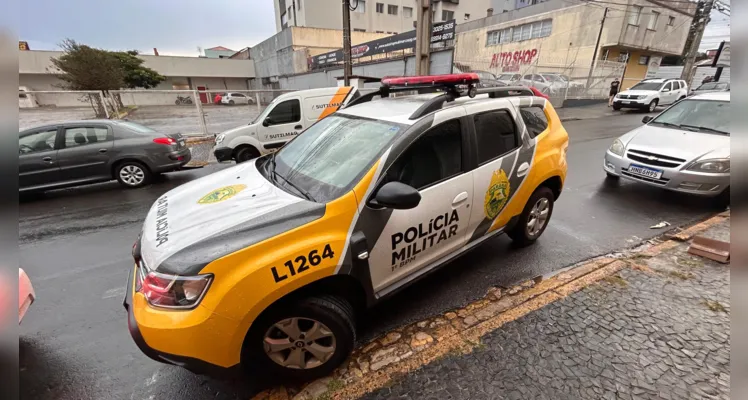 Agentes da Polícia Militar (PM) foram ao local do crime.
