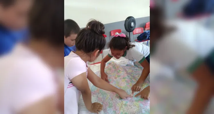 Busca por pontos nos mapas e produções trouxeram ainda mais conteúdo à turma.