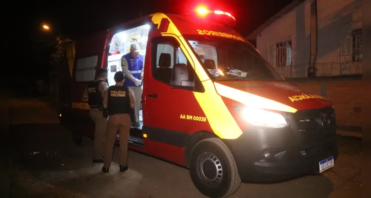 Duas pessoas levaram tiros, durante a madrugada deste domingo, em Ponta Grossa |