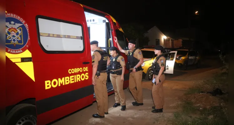 Duas pessoas levaram tiros, durante a madrugada deste domingo, em Ponta Grossa |