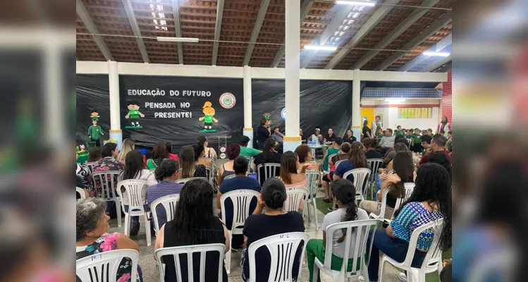 Jaguariaíva investe R$ 2,3 milhões para compra de uniformes escolares