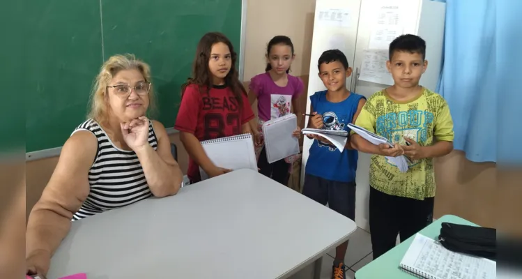 Educandos puderam conversar com vários professores sobre importante temática.