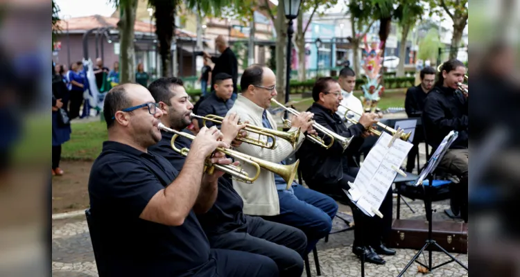 Ato cívico marca o aniversário do município de Palmeira