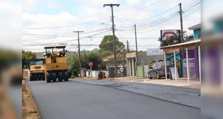 A partir desta segunda-feira (11), as equipes estão melhorando vias no Jardim Paraíso.