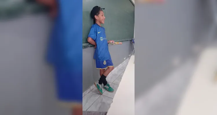 Obras escolhidas pelos educandos auxiliam no desenvolvimento da proposta.